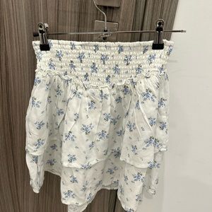 Hollister high rised blue floral skirt